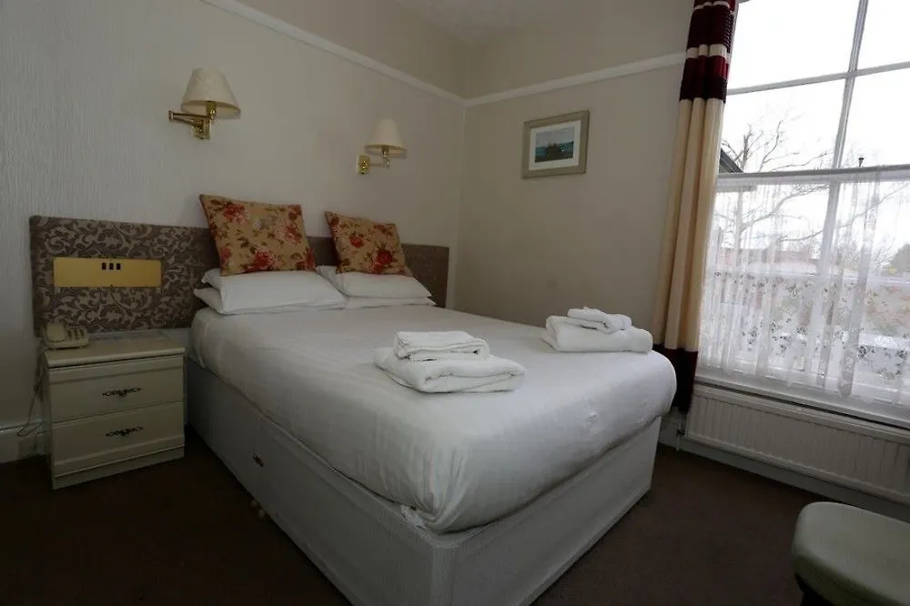 Beechwood Close York 3*,